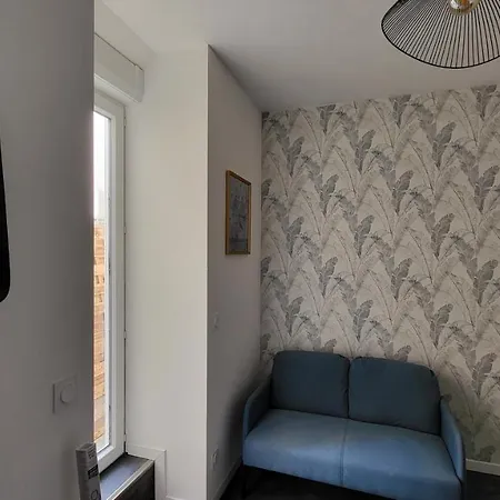 Escapade A Dans Beau T2 Avec Terrasse - Proche Gare Et Centre Lägenhet *