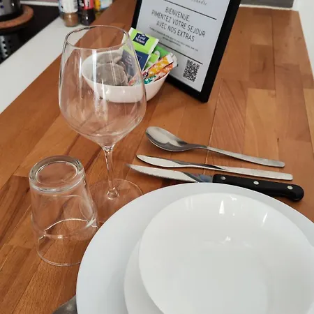 Escapade A Dans Beau T2 Avec Terrasse - Proche Gare Et Centre 公寓 *