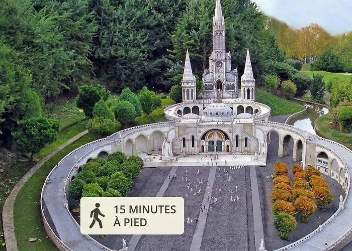 Escapade A Dans Beau T2 Avec Terrasse - Proche Gare Et Centre *