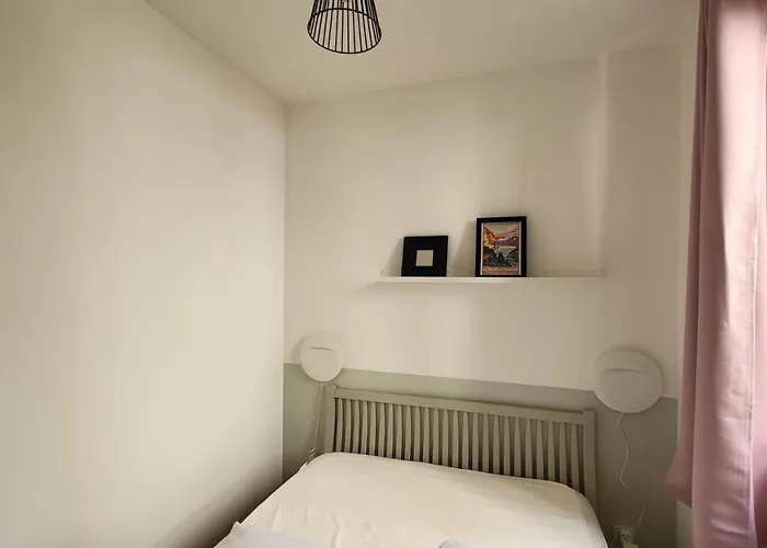 Apartment Escapade A Dans Beau T2 Avec Terrasse - Proche Gare Et Centre Lourdes